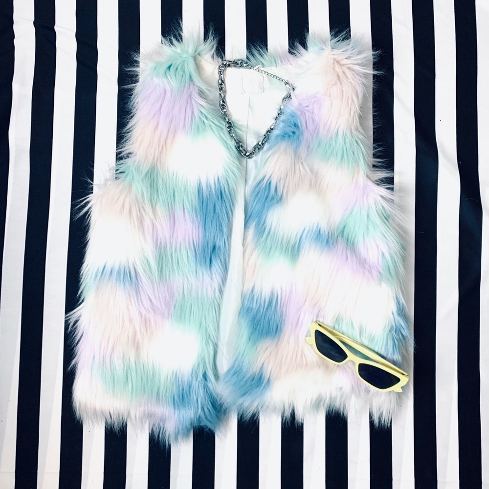 💎Trendy Pastel Faux Fur Vest💎